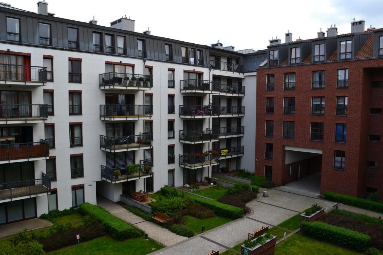 Centrum Nad Motlawa Z Widokiem Na Rzeke Lub Na Patio Z Balkonem Apartment