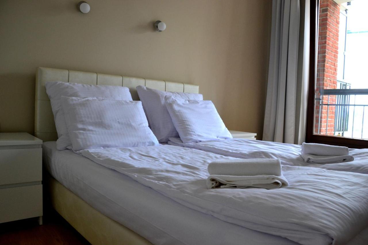 Centrum Nad Motlawa Z Widokiem Na Rzeke Lub Na Patio Z Balkonem Apartment